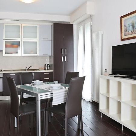 Casa Vacanze Aurora Centro Rimini Exterior photo