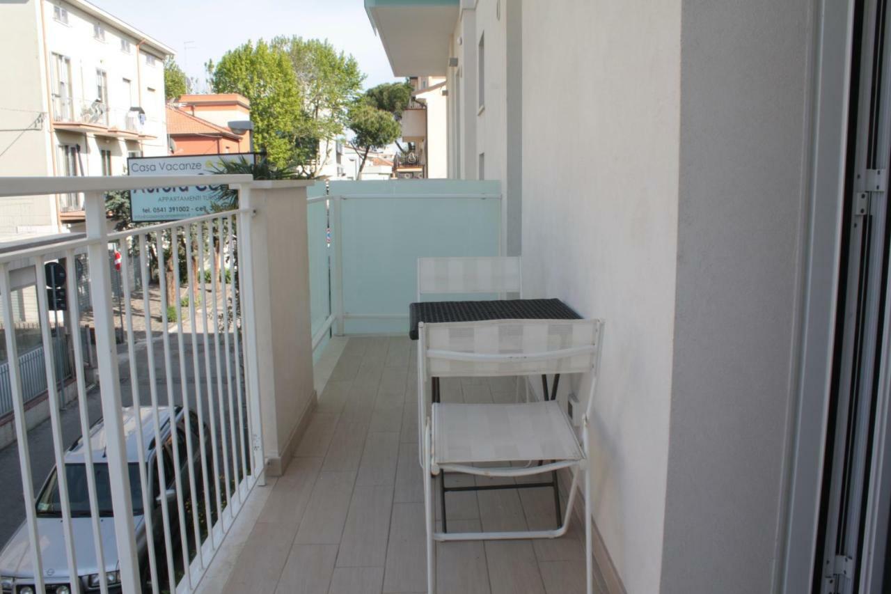 Casa Vacanze Aurora Centro Rimini Exterior photo